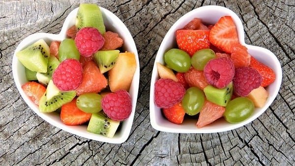 fresh fruits 2305192 640 1