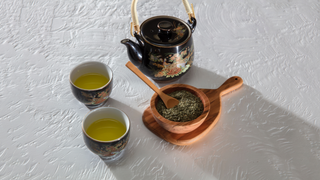 Image of green tea which contains EGCG