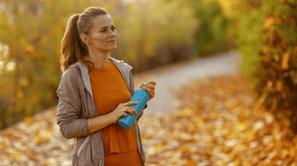Creatine After 40: Safety and Best Options for Older Adults 5 An image of a matured woman