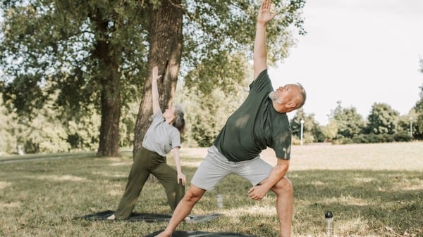 The 7 Best Supplements to Support Cellular Repair 8 An image of adults building healthy habits for healthy cells