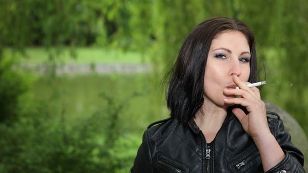 Making Sense of Oxidative Stress Markers: A Guide 5 An image of a smoking woman.