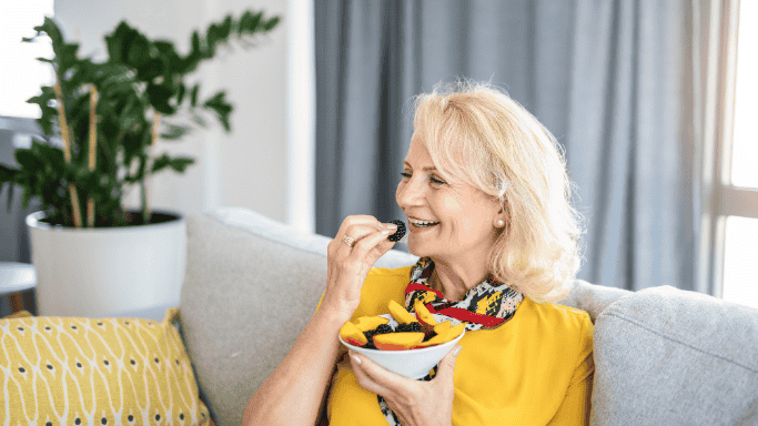 5 Antioxidant Supplements for Oxidative Stress Relief 7 An image of lifestyle support for antioxidant protection