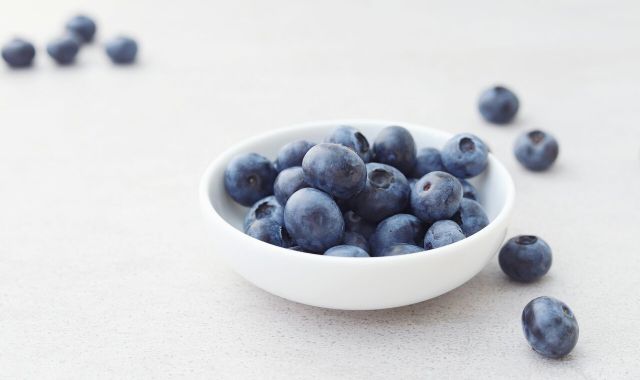 'Zombie Cells' Are Quietly Aging You Faster 5 blueberries 6668d220
