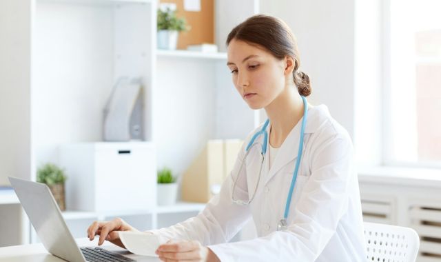 Urolithin A vs NAD+: How They Actually Compare 10 vitamin b3 test e9202134