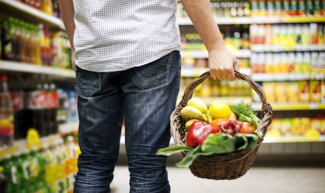 How to Reduce ApoB Levels: Diet, Lifestyle & Supplements 8 shutterstock 126187640 scaled ff68c410