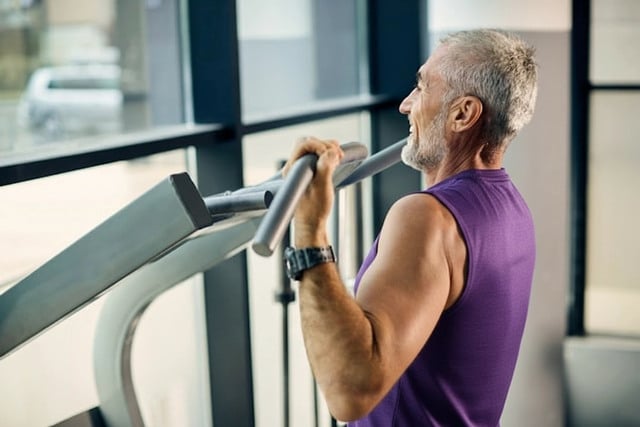 Boosting Metabolism After 50: What Experts Say Works 2 metabolism after 50 gym 1